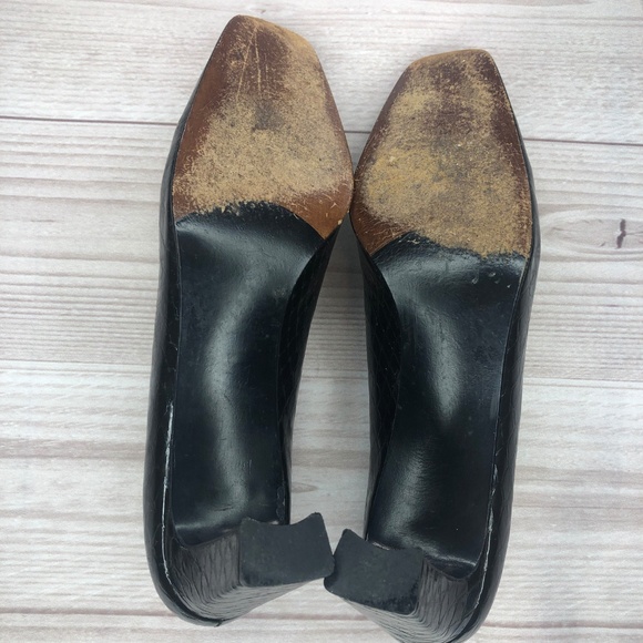 Stuart Weitzan Black Heels classic  Pumps - Picture 4 of 7